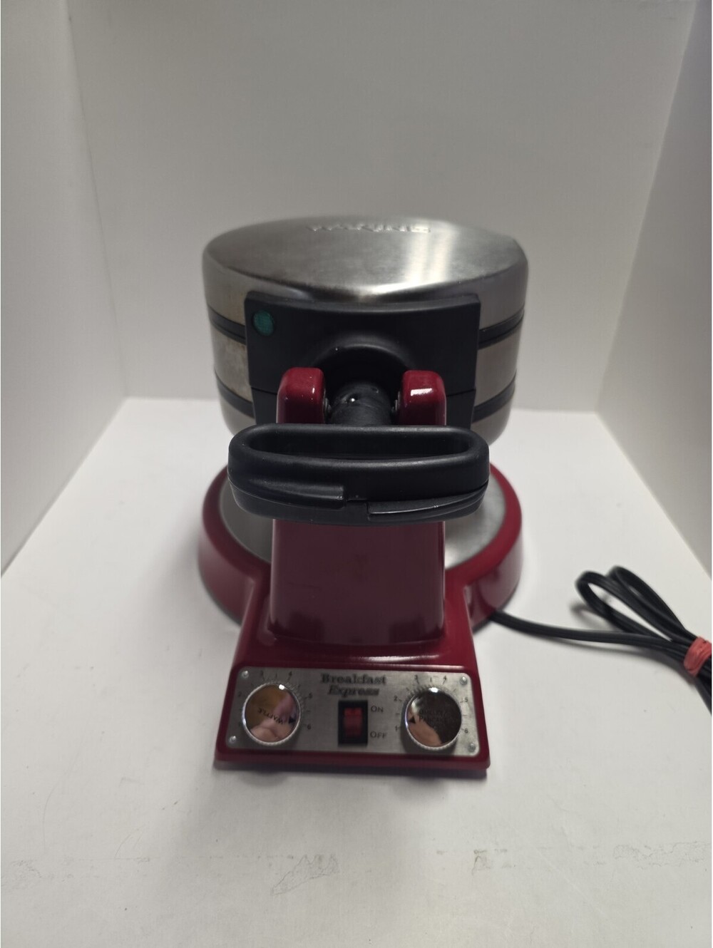 Waring Pro WMR300 Breakfast Express Waffle Omelet Maker Red Tested/Workin/Clean